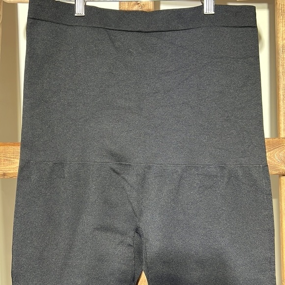 Empetua black leggings. Size 2 XL. EUC. - Picture 2 of 5